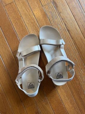 Women’s Reef Gold and Tan Adjustable platform Sandals